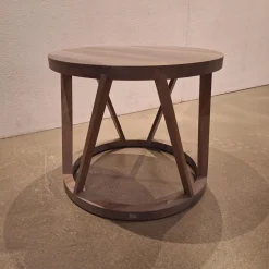 Rolf Benz Couchtische|Couchtisch 920 Nussbaum Massiv Altgrau Gebeizt