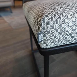 Rolf Benz Couchtische|Couchtisch 934 Tischplatte Massivholz Farblos Lackiert Schwarz Gebeizt Stahl Glatt Lackiert Matt Verkehrsschwarz