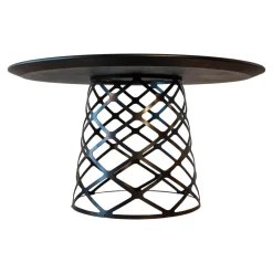 Gubi Couchtische|Couchtisch Aoyama Schwarze Laminat Untergestell Metall Schwarz