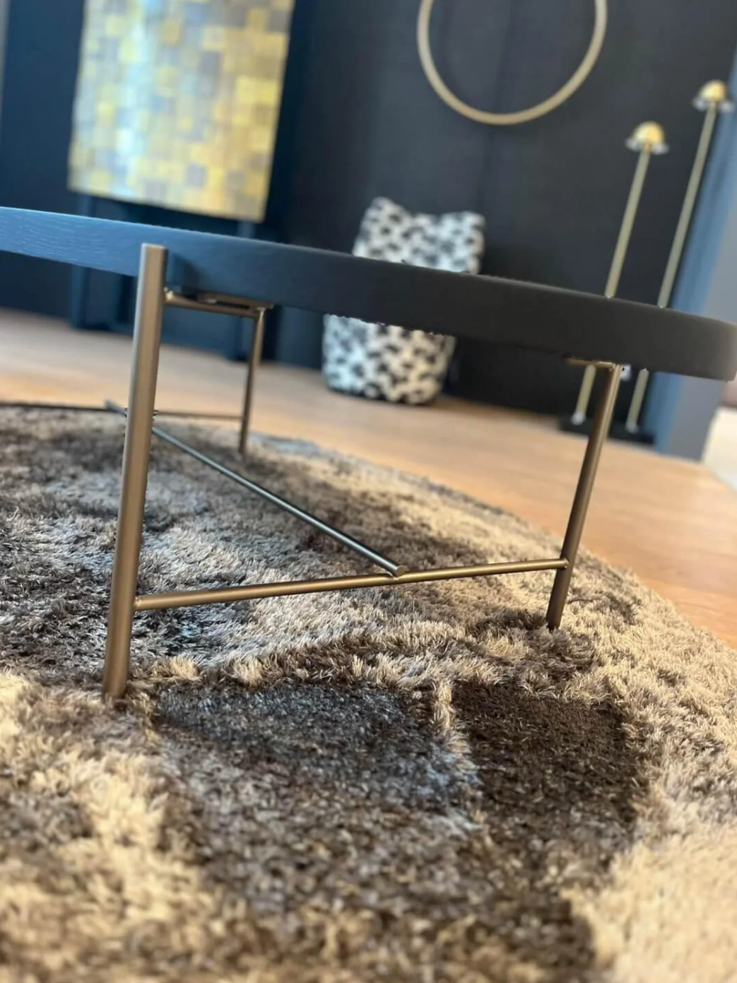 Christine Kröncke Couchtische|Couchtisch Bela Ct 135 Tischplatte Eiche Wengefarbig Furniert Ablage Bronce Look No. 34 Gestell Metall Bronce Look No. 34