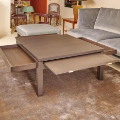 Form Exclusiv Couchtische|Couchtisch Bordeaux Eiche Dunkel Wengefarbig Inklusive 2 Schubladen Und 2 Tablarauzügen