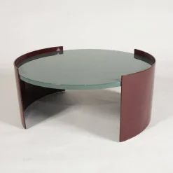 Cassina Couchtische|Couchtisch Bowy Platte Hochglanz Lackiert Petrol Blau Gestell Aluminium Pulverbeschichtet Amarant Rot