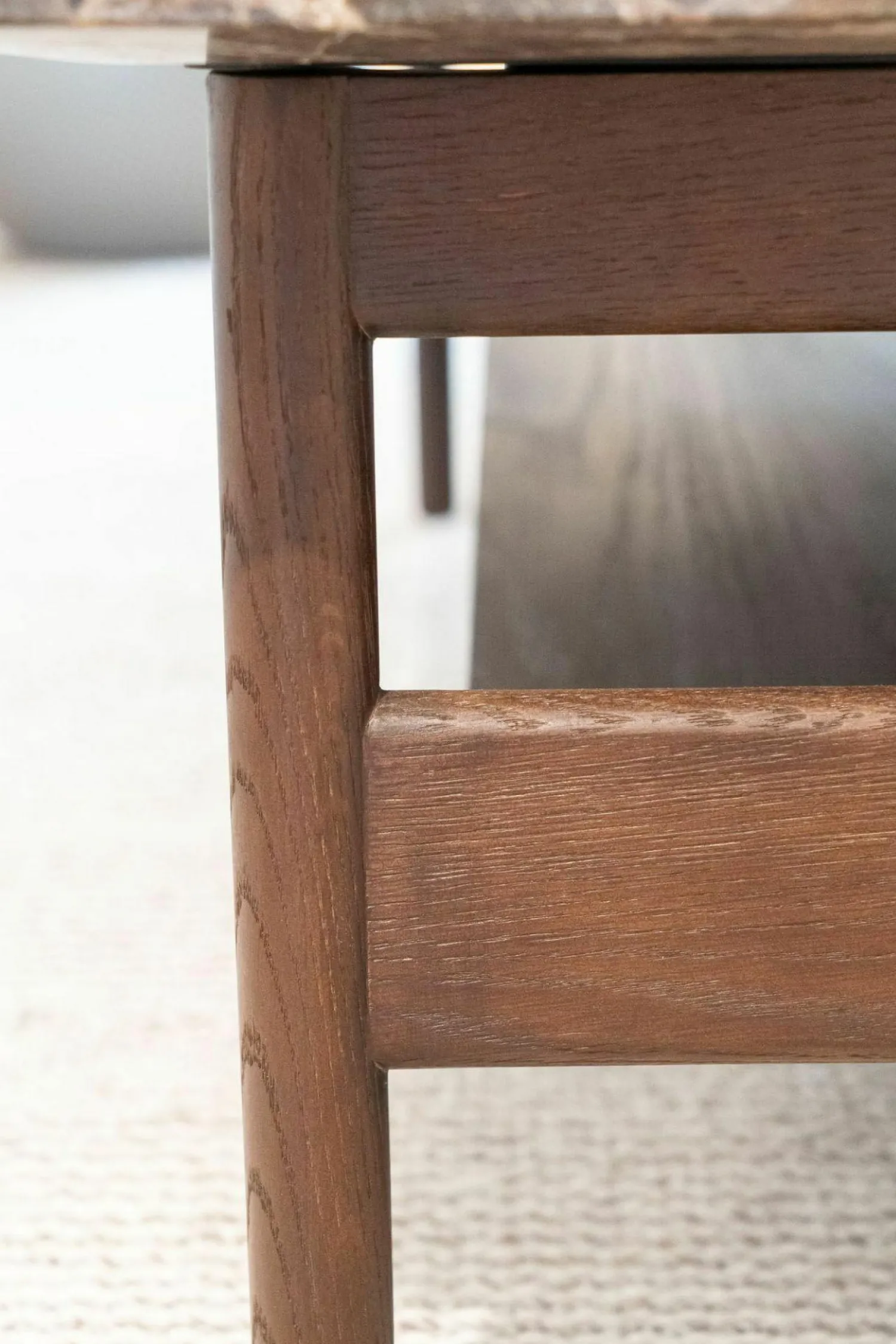 Wendelbo Couchtische|Couchtisch Collect Large Platte Marmor Emperador Braun Gestell Eiche Massiv FSC