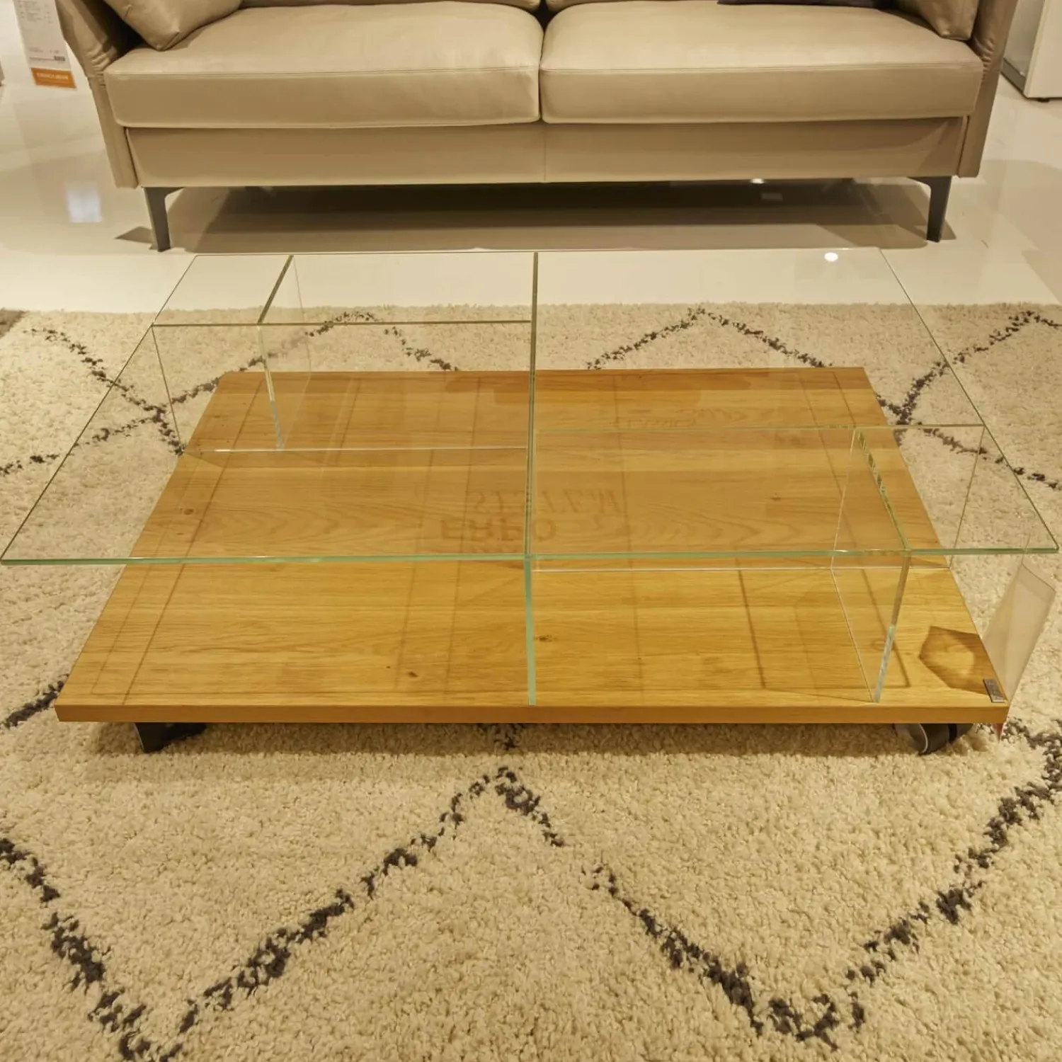 Hülsta Couchtische|Couchtisch CT 160 Natur Eiche Klarglas Optiwhite