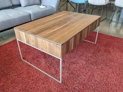 Team 7 Couchtische|Couchtisch Filigno Step Nussbaum Naturöl Gestell schwarz