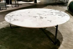 Baxter Couchtische|Couchtisch Icaro Platte Marmor Polarweiß Gestell Metall Schwarz Matt