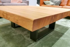 Scholtissek Couchtische|Couchtisch Kantara Tischplatte Rüster Ulme Gestell Eisen