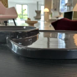 Ligne Roset Couchtische|Couchtisch Lewa Platte Esche Schwarz Auflage Keramik Ebenschwarz Füße Stahl Schwarz Lackiert