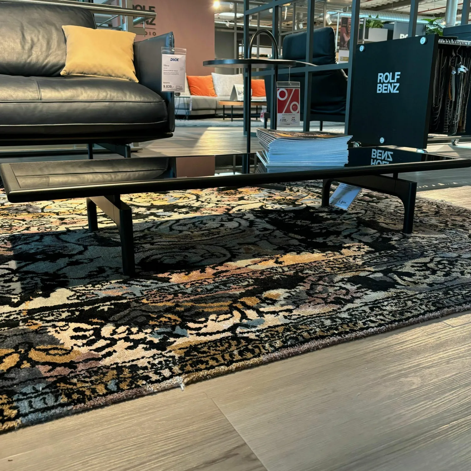 Rolf Benz Couchtische|Couchtisch Liv Platte Klarglas Unterseite Und Gestell Buche Verkehrsschwarz Matt Lackiert