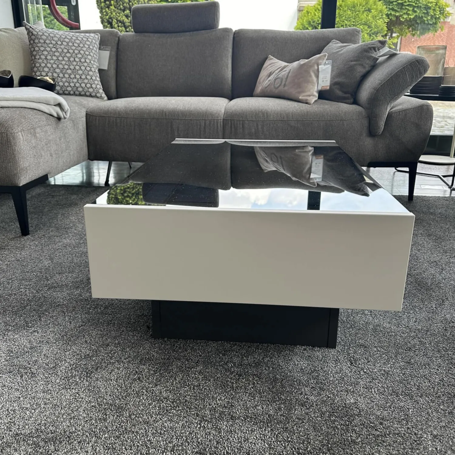 Loddenkemper Couchtische|Couchtisch Minos Parsolplatte Kristallgrau Auszüge Links Und Rechts Weiß