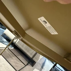 Draenert Couchtische|Couchtisch Night 1385 Platte MDF Lederbezogen 89001 Gestell Goldfarben Mit Zwischenablage