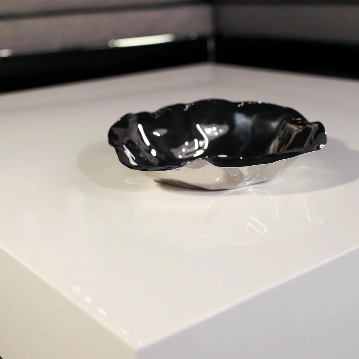 Cassina Couchtische|Couchtisch Note Niedrig Mit Rollen Lack Glänzend Weiß Und Brücke Aluminium Eloxiert