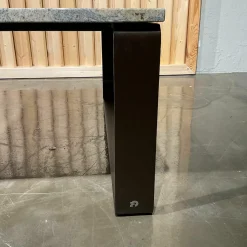 Draenert Couchtische|Couchtisch Primus Platte Gneis Bianco Romano Grau Gestell Dunkelbronze