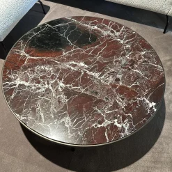 Papadatos Couchtische|Couchtisch Symi Platte Marmor Rosso Levanto Rot Weiß Gestell Stahl Schwarz Pulverbeschichtet