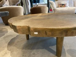 Lambert Couchtische|Couchtisch Toshiko Aluminium Sandgussverfahren Messing Baumschreiben Design