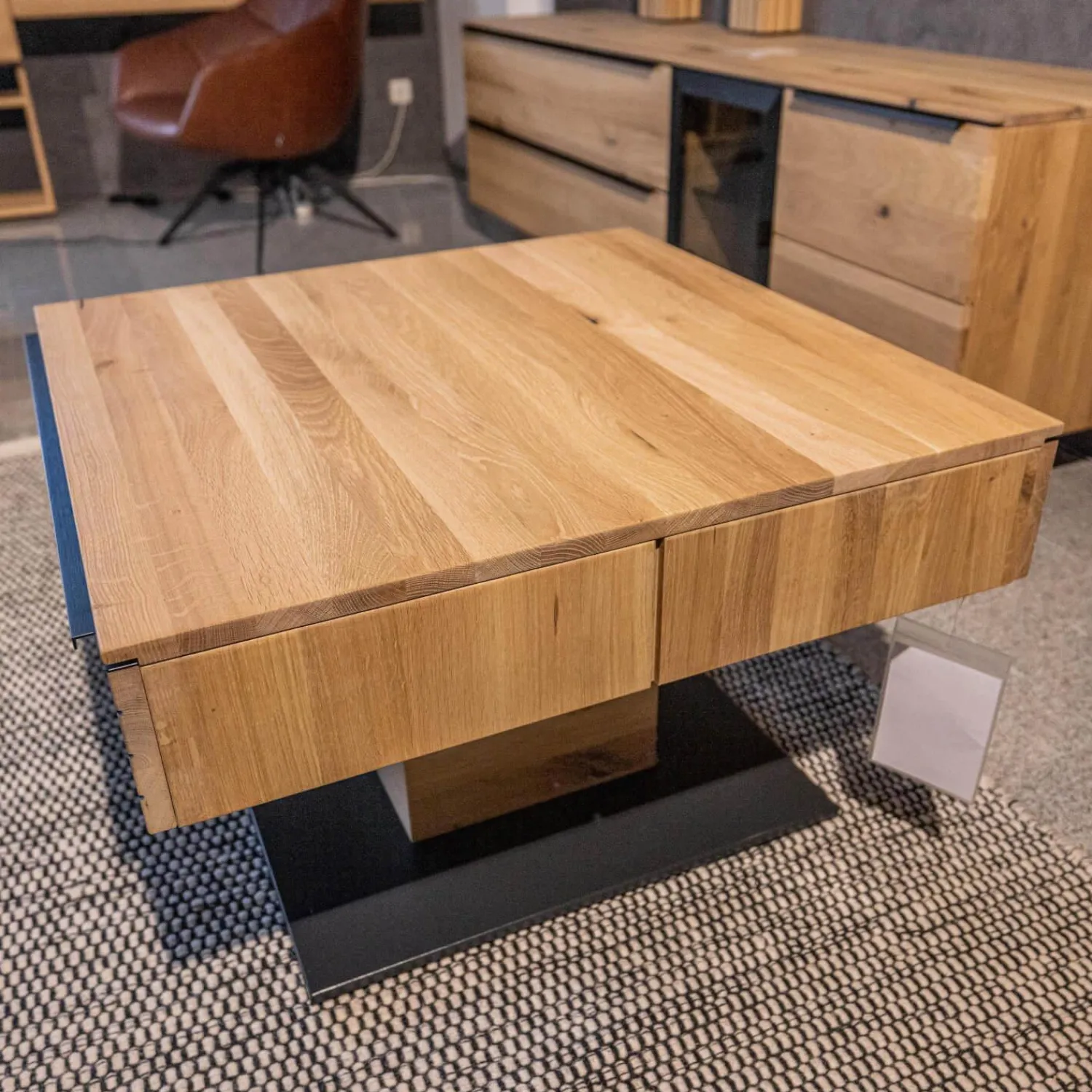 WK Wohnen Couchtische|Couchtisch WK 490 Baristo Asteiche Bianco Rillenoptik Mit Liftfunktion Und Schubkästen