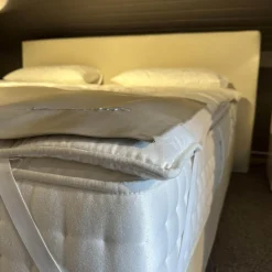 Schramm Polsterbetten|Doppelbett Basis Stoff 11-10318 Gr. 1 Füße QF10 71L Eiche Wenge Lackiert Mit Integrierter Unterfederung