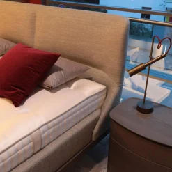 Molteni & C Polsterbetten|Doppelbett Fulham Fle 18a Stoff Wear WF 184 Grau Gestell Gebeiztes Kernholz Eiche Graphit Grau Ohne Matratze Ohne Lattenrost