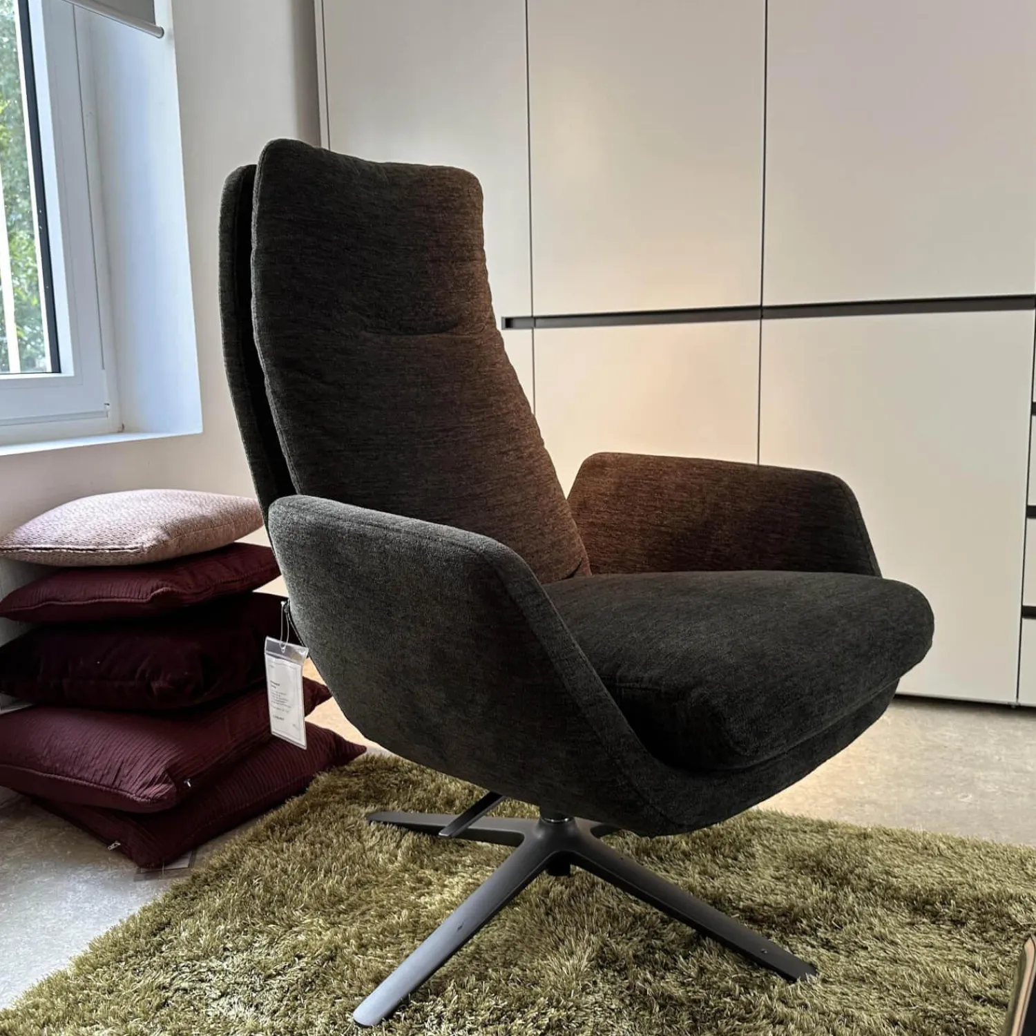 COR Relaxsessel|Drehsessel dia Stoff 8144 Braun-Grün Gestell F01 Schwarzbraun