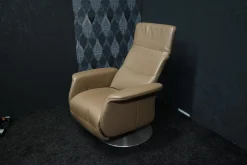 Relax Live Relaxsessel|Drehsessel Madrid Leder Avantgard Trüffel mit Relaxfunktion und Hochklappbarem Rücken