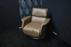 Relax Live Relaxsessel|Drehsessel Madrid Leder Avantgard Trüffel mit Relaxfunktion und Hochklappbarem Rücken