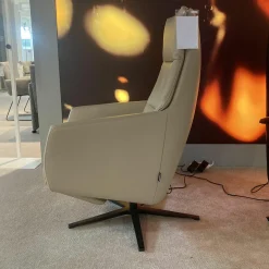 DFM Relaxsessel|Drehsessel Possitano Relax M Leder L30 Safari Beige Sternfuß Metall Schwarz Mit Herz Waage Funktion