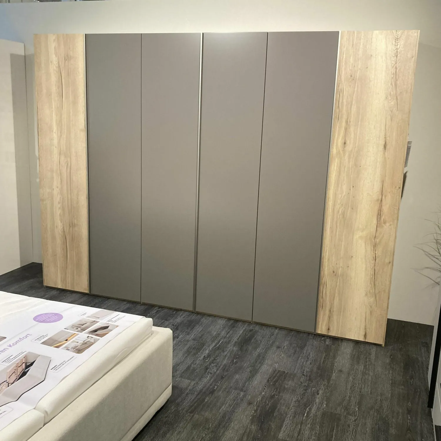 Musterring Kleiderschränke|Drehtürenschrank Airline 100 Eiche Silea Front Lack Terrabraun Matt