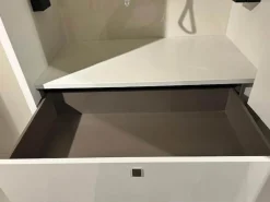 Rietberger Möbelwerke Kleiderschränke|Drehtürenschrank Sonate R5 Lack Brillantgrau mit Beleuchtung