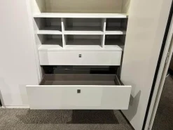 Rietberger Möbelwerke Kleiderschränke|Drehtürenschrank Sonate R5 Lack Brillantgrau mit Beleuchtung