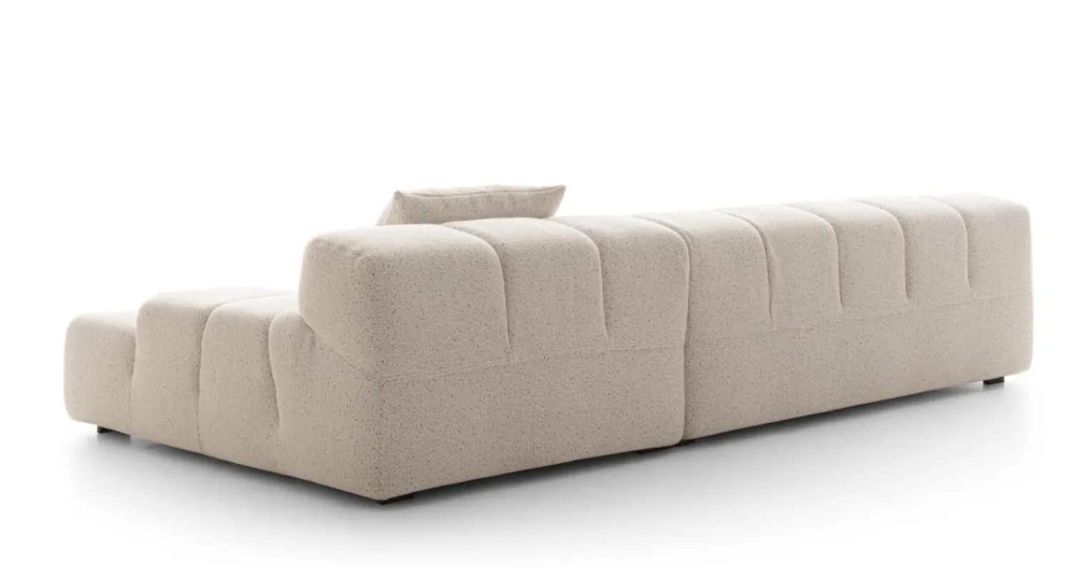 B&B Italia Ecksofas|Eckiges Sofa Tufty Time Stoff Bouclè Sambuco Weiß Innenrahmen Stahlrohre Füße Schwarz Mit Rückenkissen