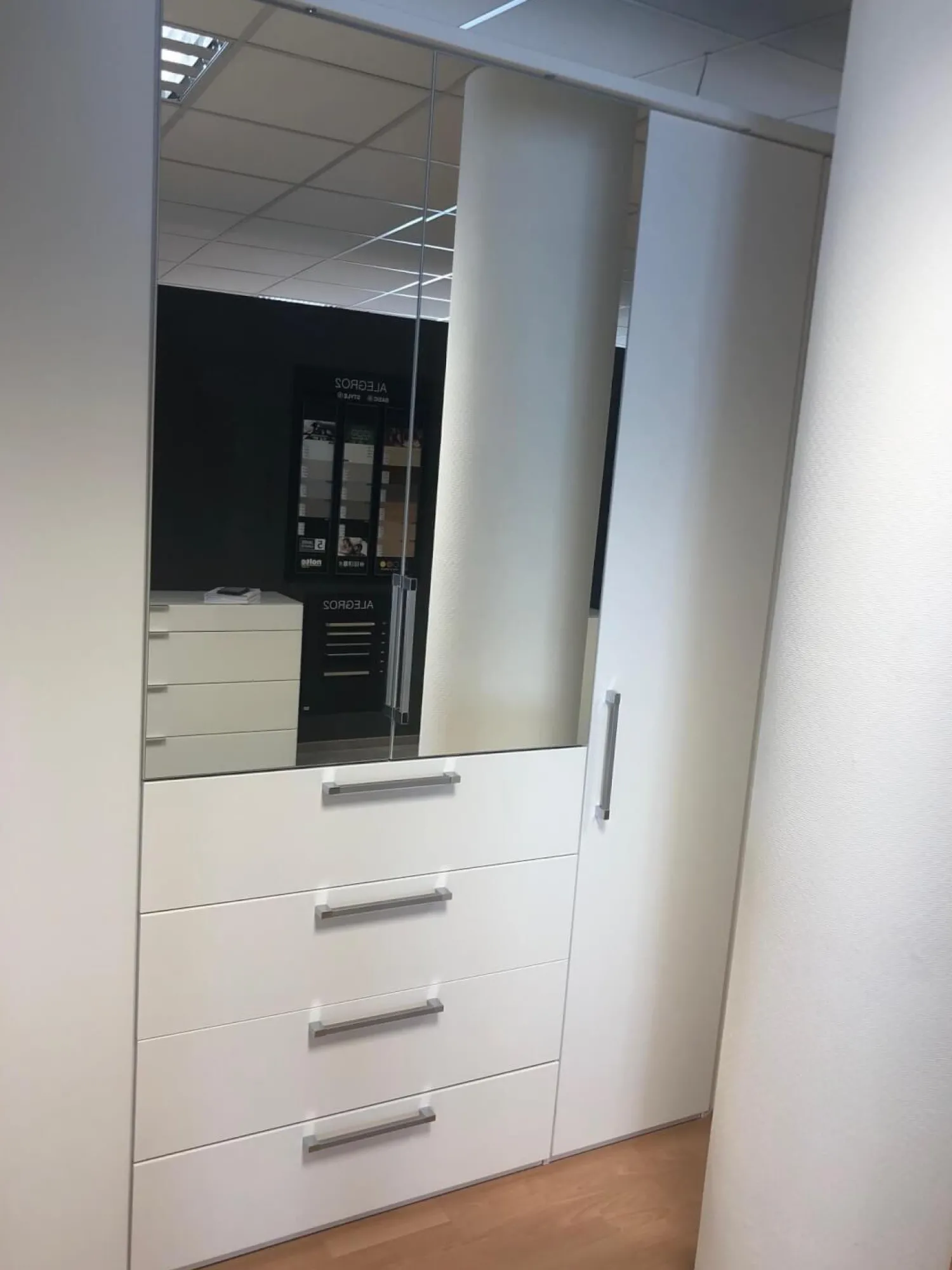 Nolte Kleiderschränke|Eckschrank Horizont 10 Polarweiß Innen Leinenoptik