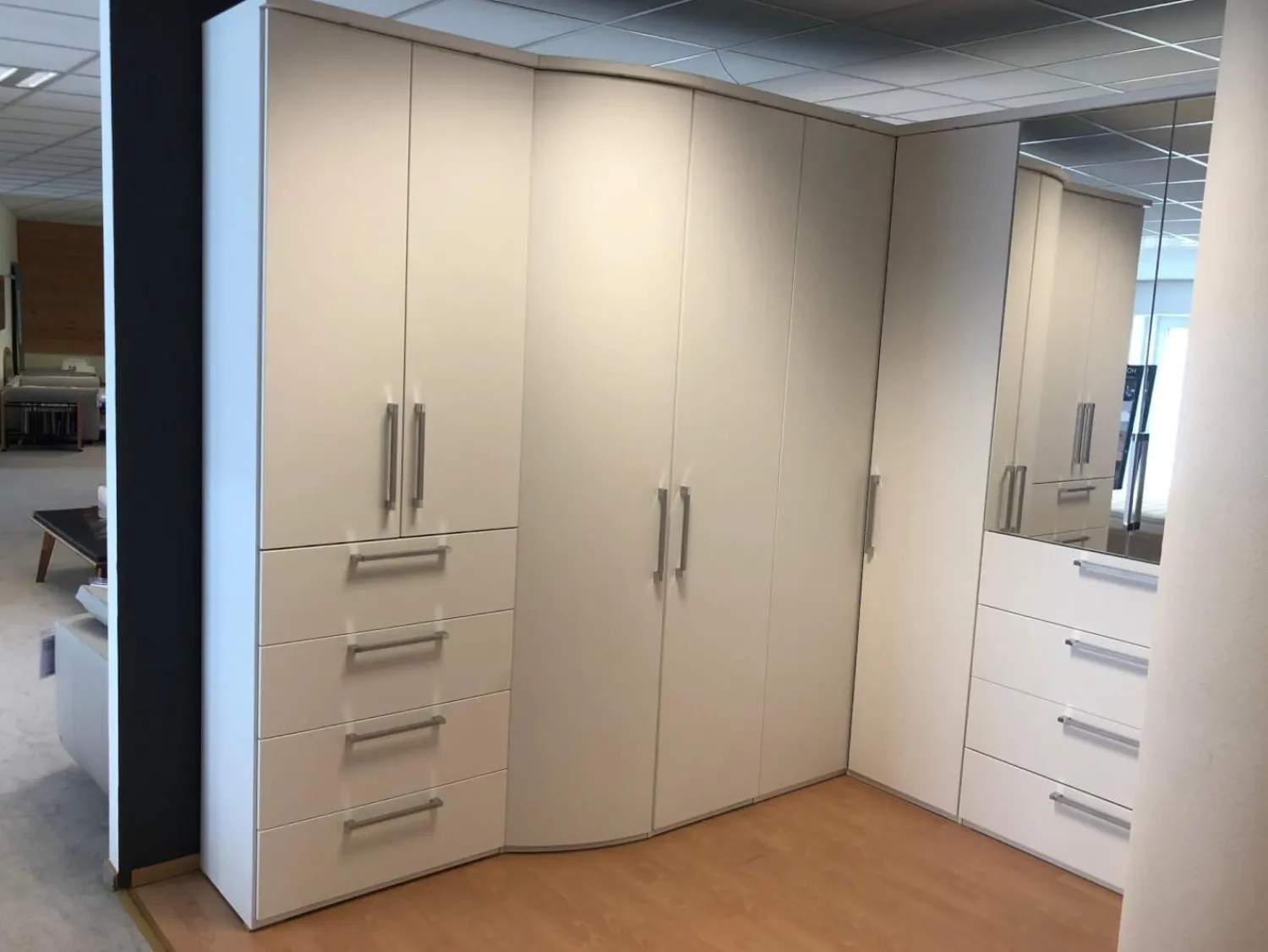 Nolte Kleiderschränke|Eckschrank Horizont 10 Polarweiß Innen Leinenoptik