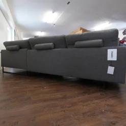 freistil Rolf Benz Ecksofas|Ecksofa 134 In Stoff 6466 Mittel Grau Fußgestell In Stahl Kufe Quadratrohr Ral 9005 Tiefschwarz Matt