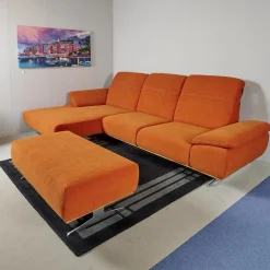 Zehdenick Ecksofas|Ecksofa 4300 Stoff Vincent Soft Terra Orange Sichtrahmen Wildeiche Geölt Fuß Metallkufe Edelstahlfarbig Mit Hocker