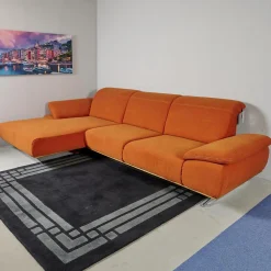 Zehdenick Ecksofas|Ecksofa 4300 Stoff Vincent Soft Terra Orange Sichtrahmen Wildeiche Geölt Fuß Metallkufe Edelstahlfarbig Mit Hocker
