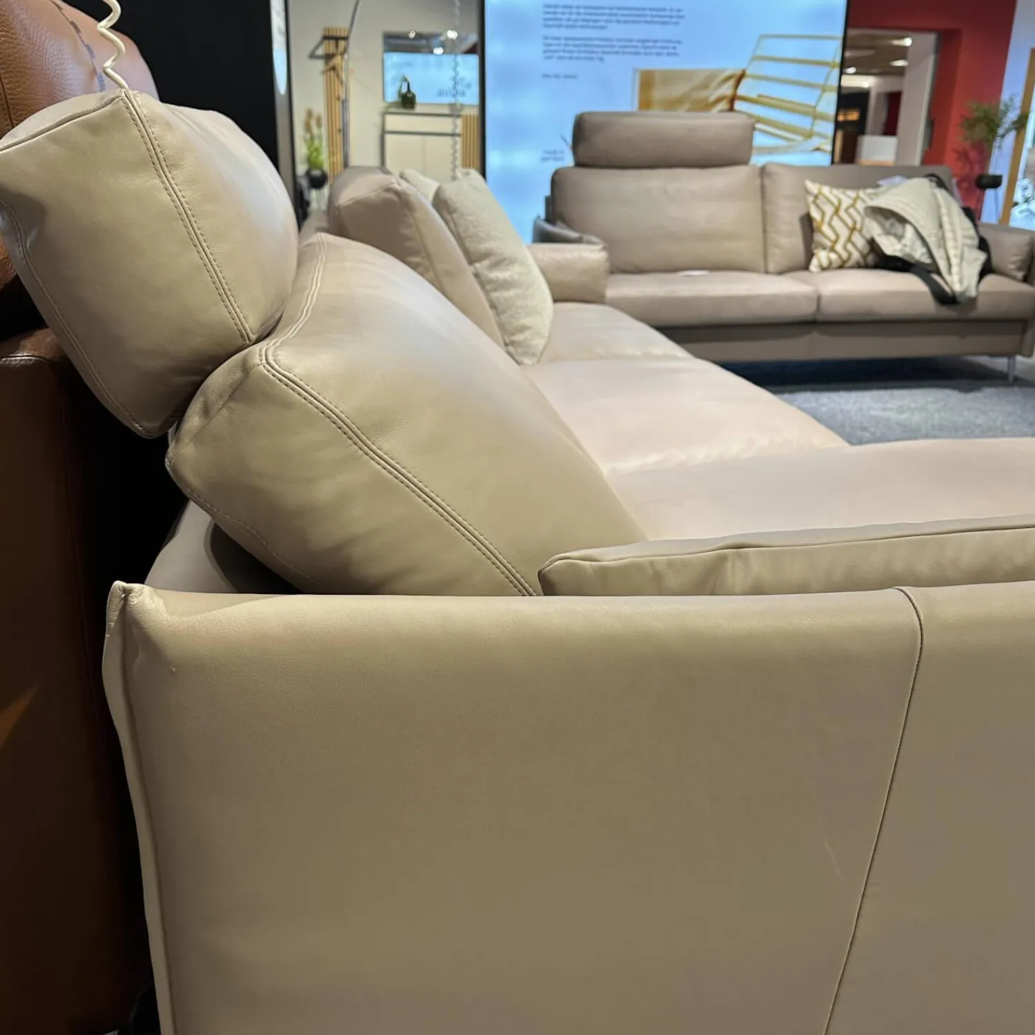 Erpo Ecksofas|Ecksofa 05550001 XC Leder Touch J Stone Beige Fuß Aluminium