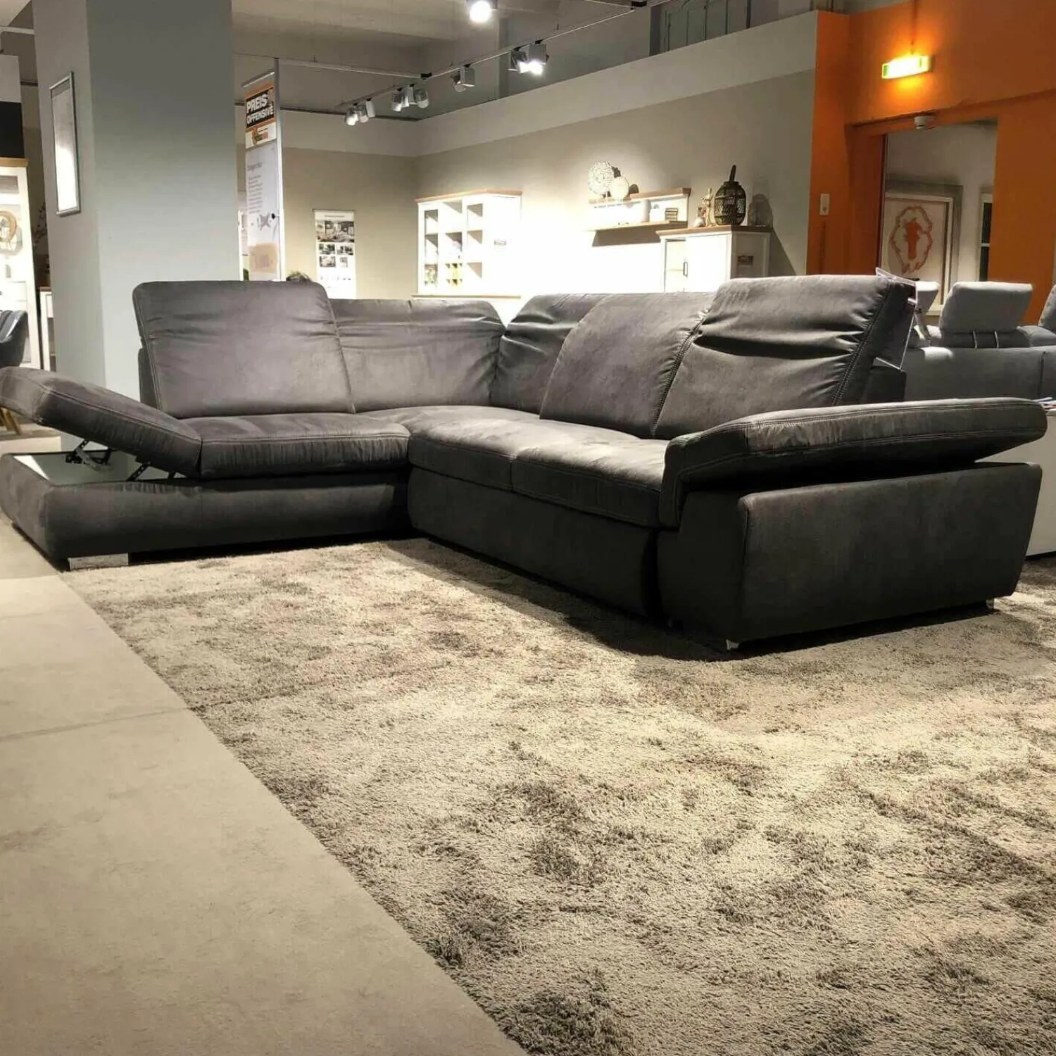 Megapol Ecksofas|Ecksofa Agent Stoff Saddle Anthrazit mit Verstellfunktionen und Stauraum