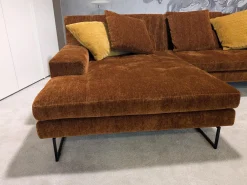 Brühl Ecksofas|Ecksofa Amber Stoff 44 0050 Orange Füße Verchromt mit 5 Kissen