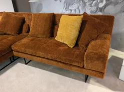 Brühl Ecksofas|Ecksofa Amber Stoff 44 0050 Orange Füße Verchromt mit 5 Kissen