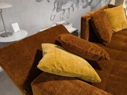 Brühl Ecksofas|Ecksofa Amber Stoff 44 0050 Orange Füße Verchromt mit 5 Kissen