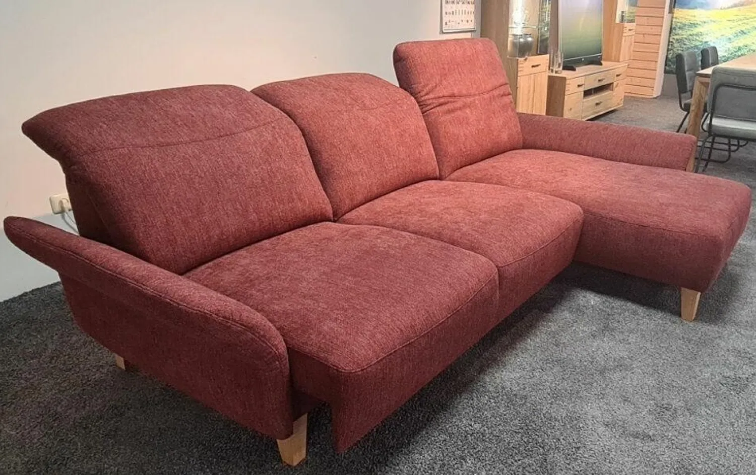DFM Ecksofas|Ecksofa BelAmi Stoff Lugo 31 Marsala Rot Füße Eiche Geölt