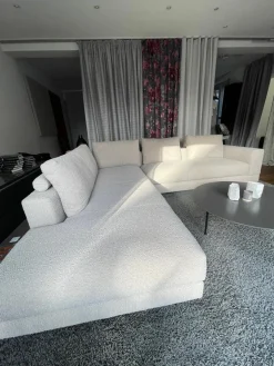 Violetta Ecksofas|Ecksofa Boxspring Stoff 30 Universe 019 Greige Grau mit 4 Rückenkissen