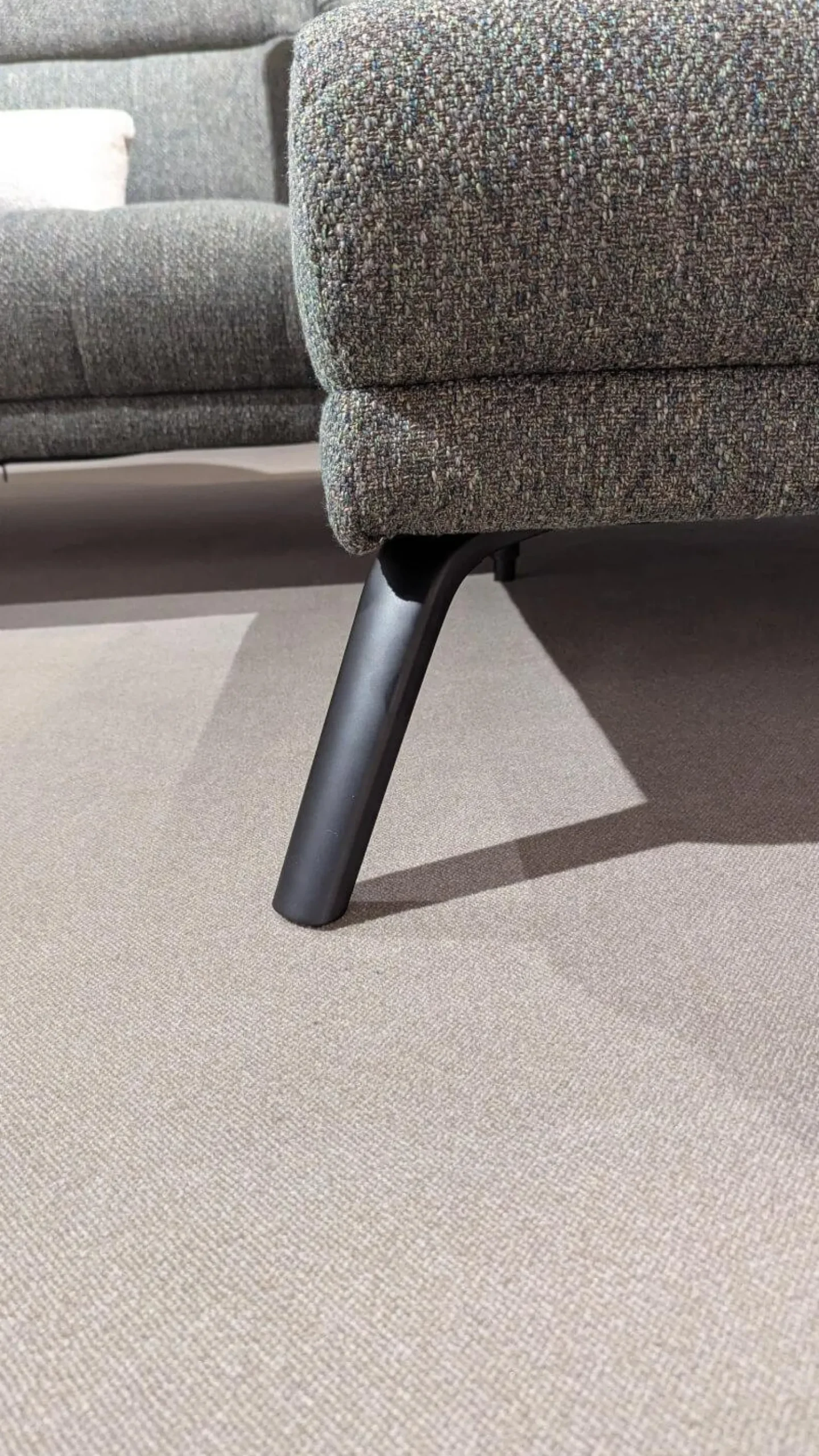 Poco Ecksofas|Ecksofa Brixton Stoff Jazz Khaki 757 Grau Fuß Schwarzmatt mit Fußstütze