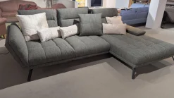 Poco Ecksofas|Ecksofa Brixton Stoff Jazz Khaki 757 Grau Fuß Schwarzmatt mit Fußstütze