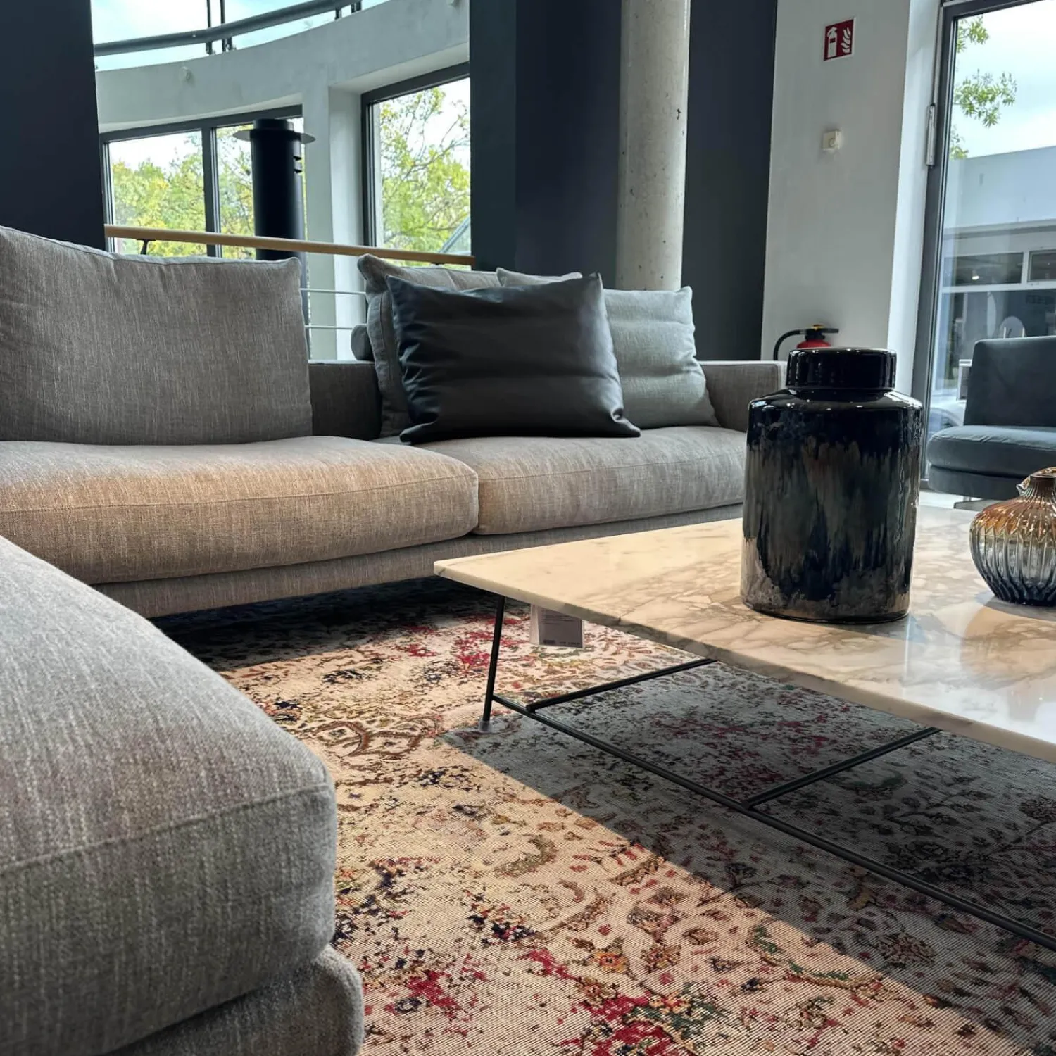 Flexform Ecksofas|Ecksofa Campiello Stoff Extra Elvira N1724 Grau Füße Metall Brüniert Inklusive 8 Kissen