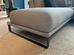 Rolf Benz Ecksofas|Ecksofa Cara 2020 Stoff 14.162 Steingrau Ablage Eiche Furniert Kufe Stahl Umbragrau