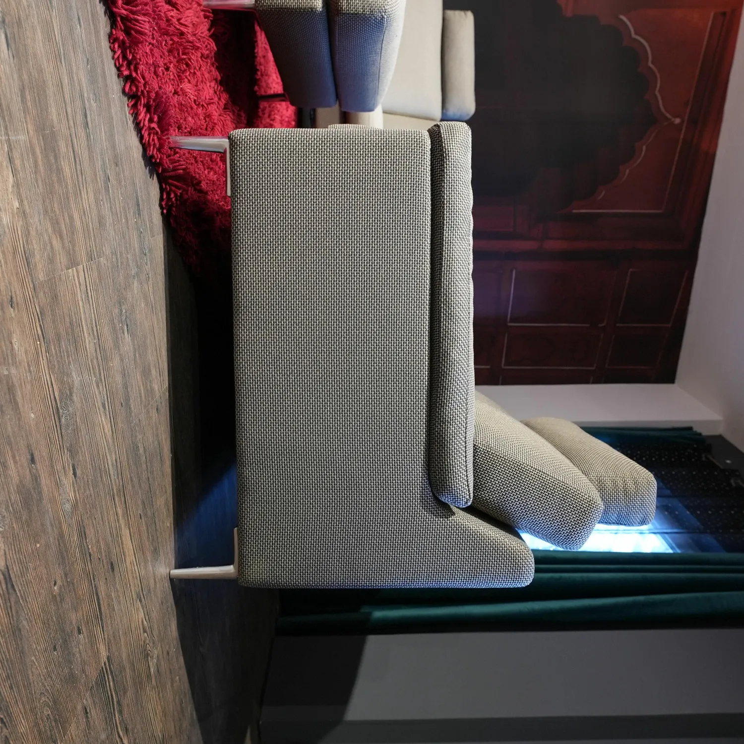 Erpo Ecksofas|Ecksofa Classics Stoff Sugar Natur Fuß 59 Aluminium mit Hocker