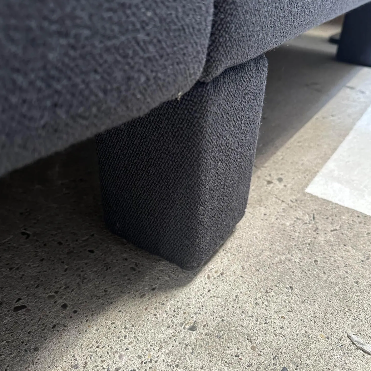 COR Ecksofas|Ecksofa Conseta Stoff 9168 Anthrazit Gestell Anthrazit Mit Stoff Bezogen Mit Kissen Und Kopfstütze