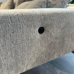 Brühl Ecksofas|Ecksofa Embrace Bezug Stoff 4401 92 Grau Abziehbar Metallfuß Schwarz Inklusive 4 Kissen