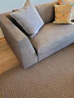 Ligne Roset Ecksofas|Ecksofa Exclusif Stoff Bari Brun Grau Füße Kunststoff Schwarz Inklusive 3 Kissen